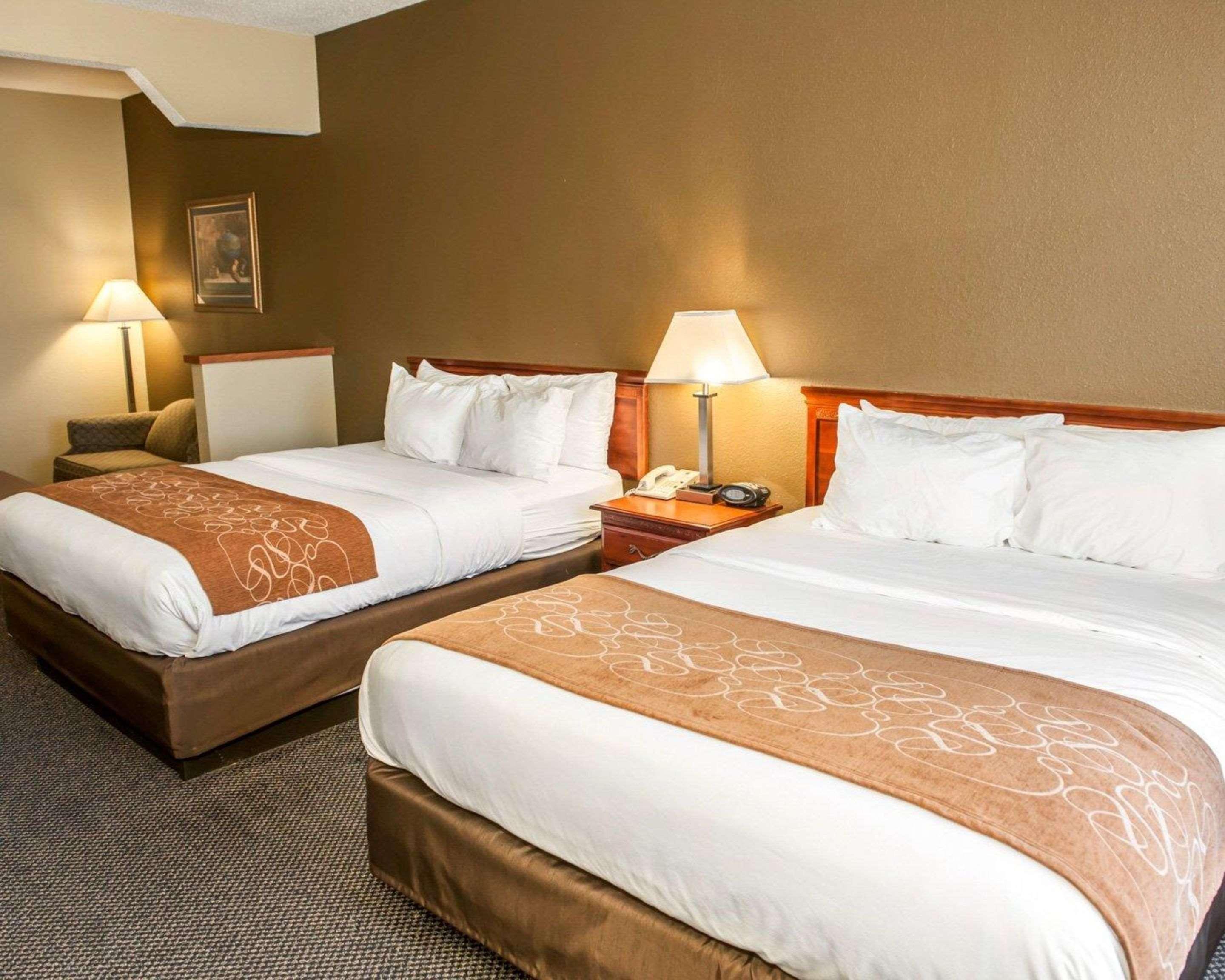 Comfort Suites Auburn Near I-69 Eksteriør billede