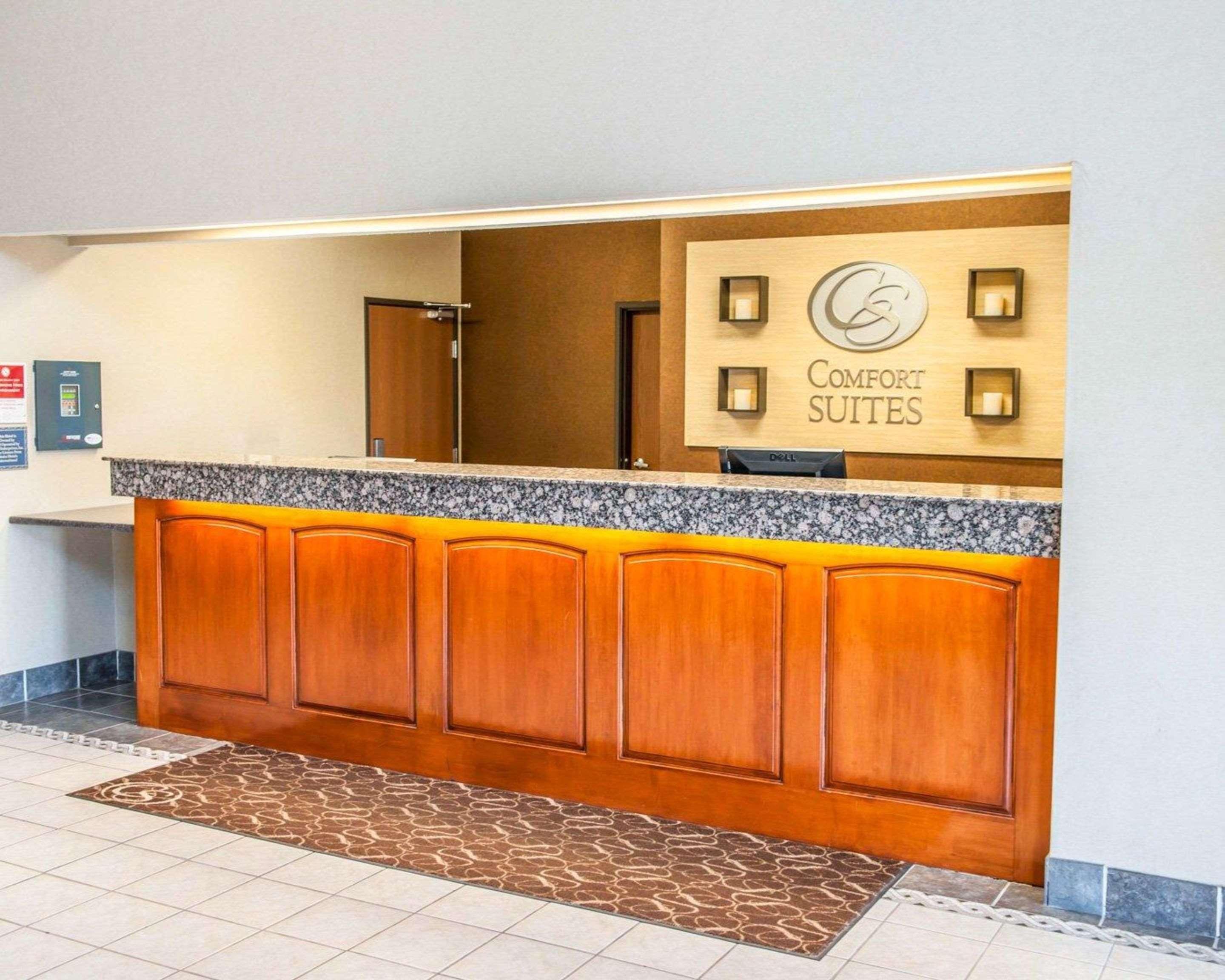 Comfort Suites Auburn Near I-69 Eksteriør billede